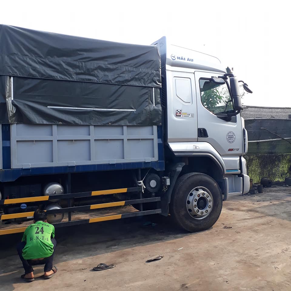 Bạt trùm đầu xe tải