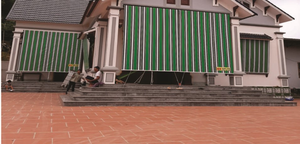 Bạt cuốn ngoài trời