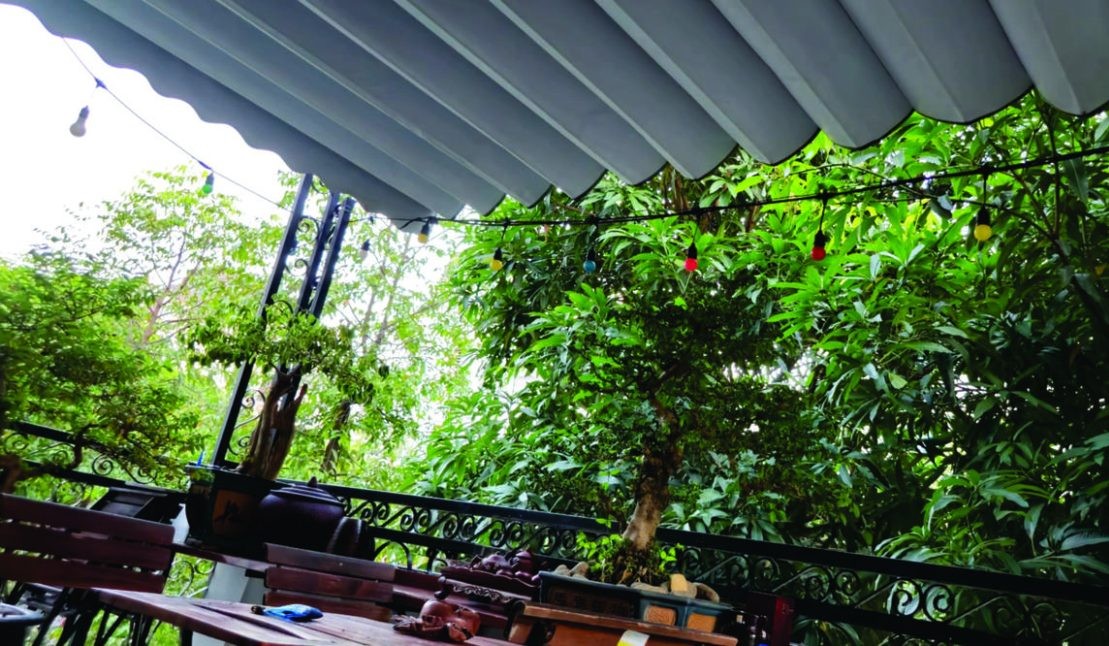 Bạt xếp che mưa