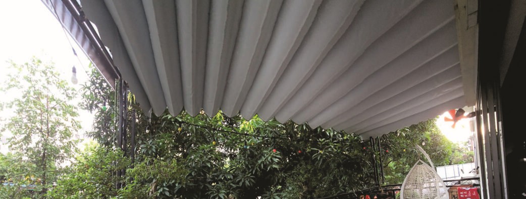 Bạt xếp lượn sóng