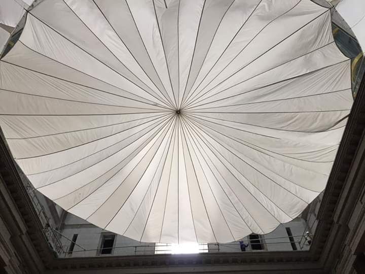 Dù sự kiện ngoài trời