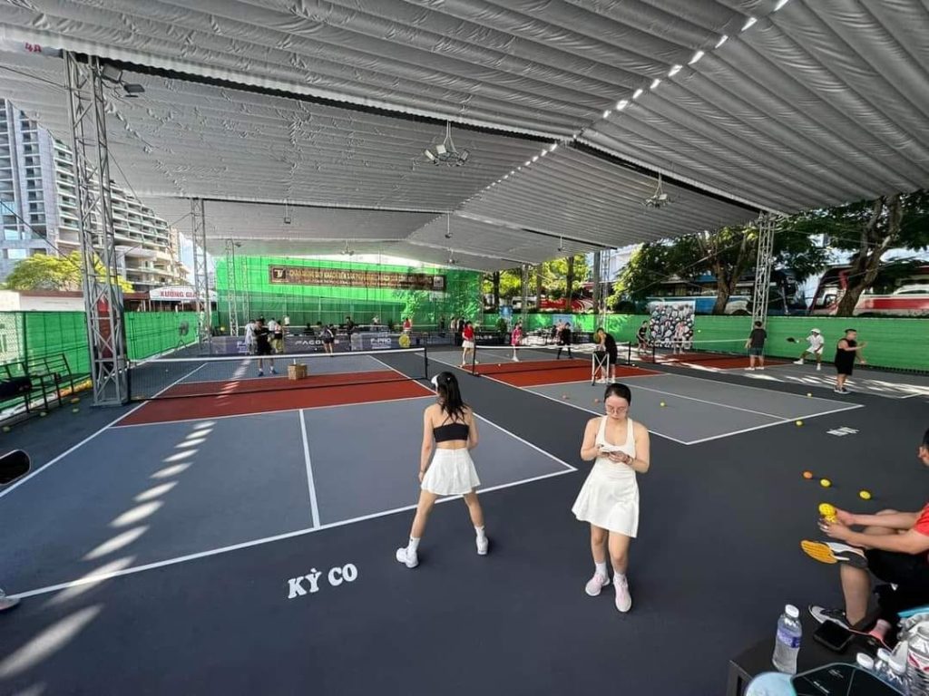 Mái che sân Pickleball