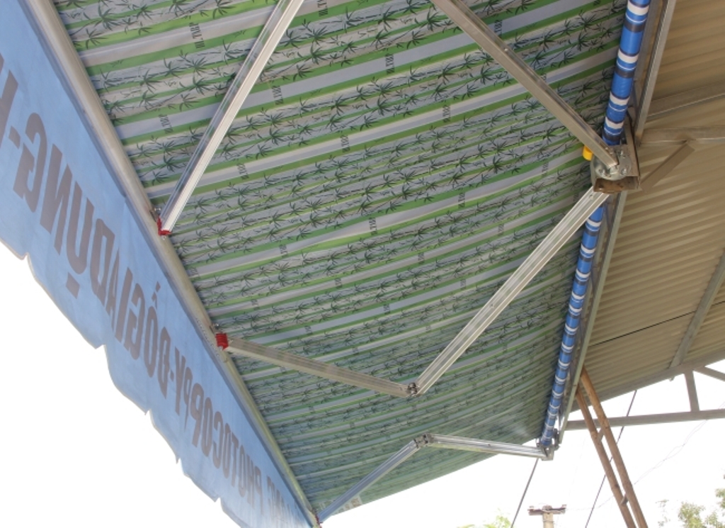 Mái hiên di động ở Hà Tĩnh