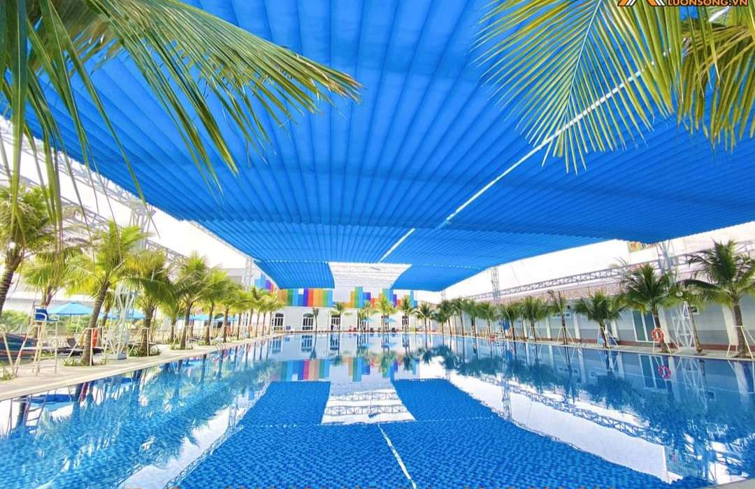 Mái xếp hồ bơi