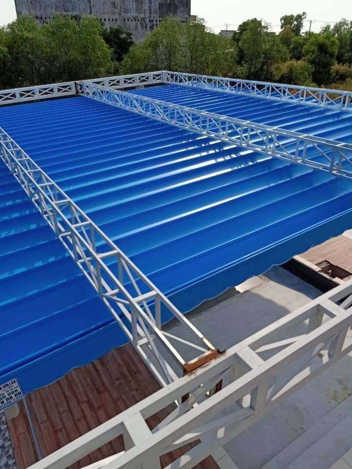 Mái xếp sân vườn