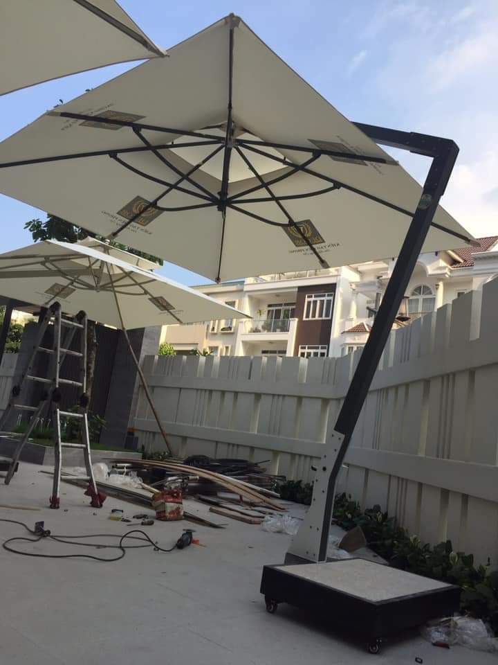 Dù che nắng bán hàng