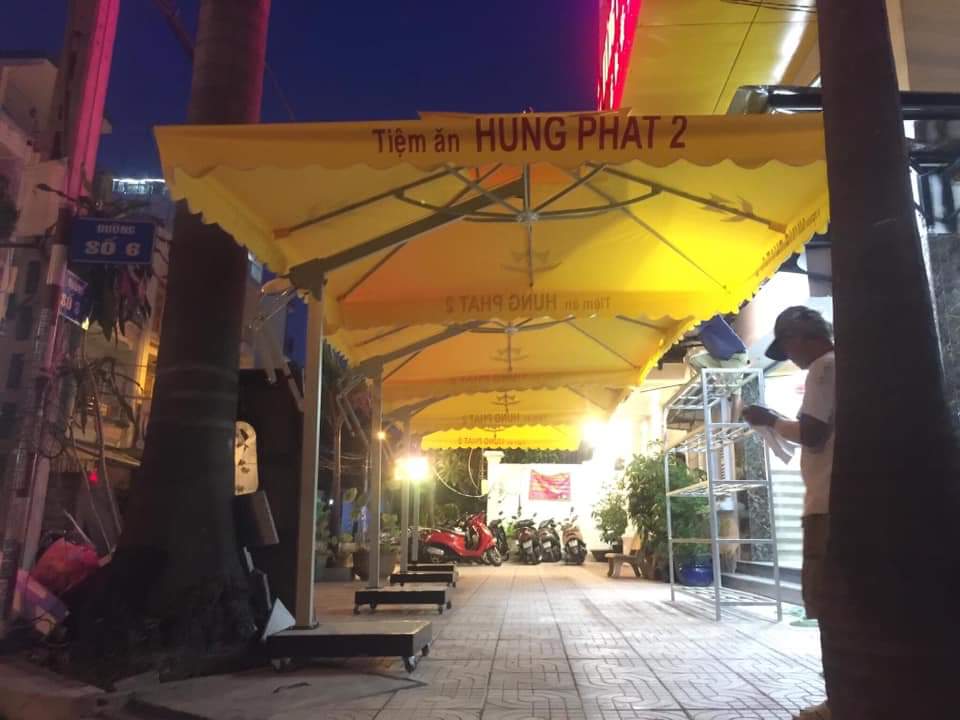 Dù che nắng bán hàng