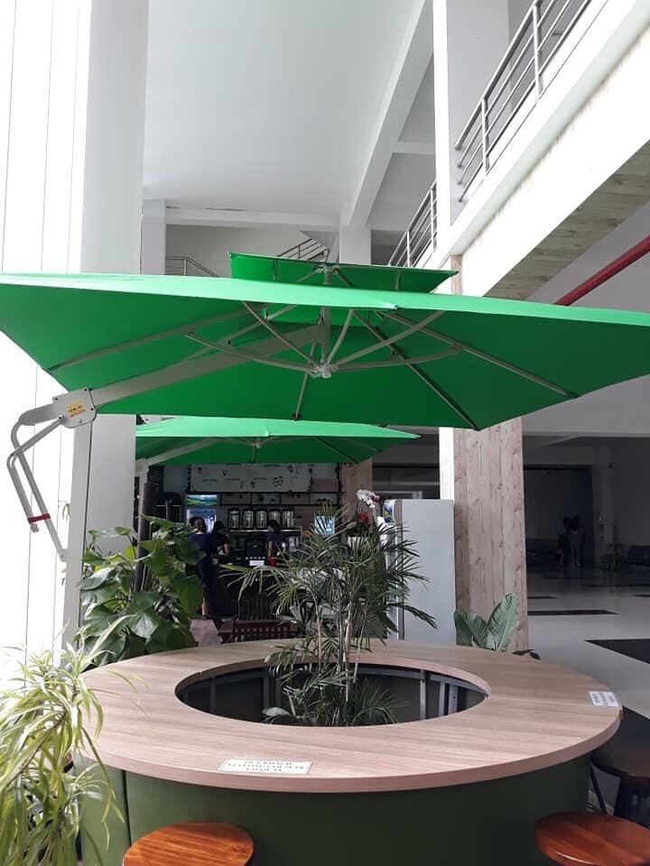 Dù che nắng quán cafe đẹp