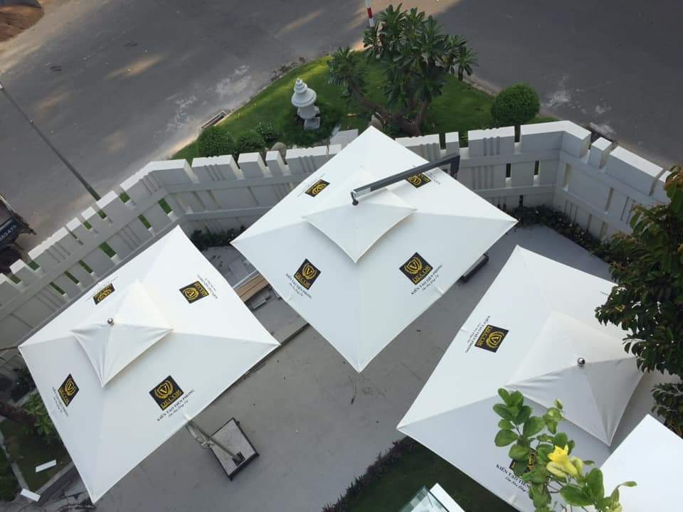 Ô dù che nắng mưa dù lệch tâm